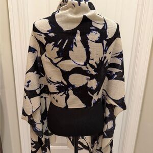 Yarnz Black and Blue Patterned Scarf